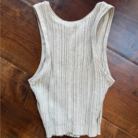 Theory Cotton/Cashmere Ribbed Knit Crop Tank - Picture 4 of 5
